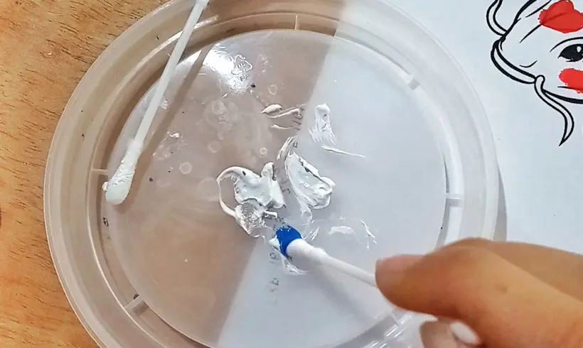 Step 3 to paint with cotton swabs and tempera paint